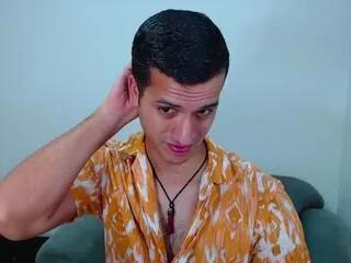 Offline alessandro_costa on Flirt4Free