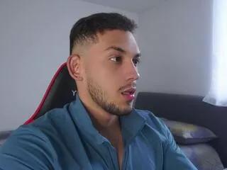 Offline andy_weld on Flirt4Free