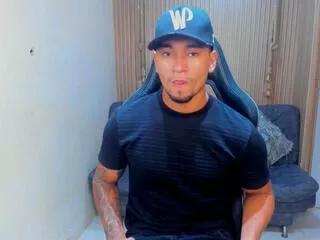 Offline anthom_wells on Flirt4Free