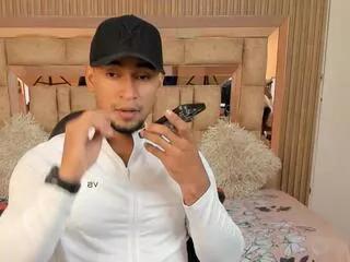 Offline anthom_wells on Flirt4Free
