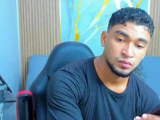 Offline anthom_wells on Flirt4Free