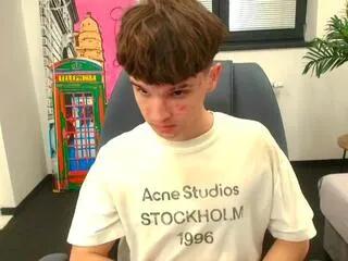 Freechat armand_bubka on Flirt4Free