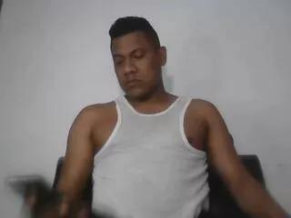 Offline bruno_marth on Flirt4Free