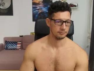 Freechat brutus_k on Flirt4Free