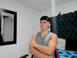 Offline camiilo_lopez on Flirt4Free