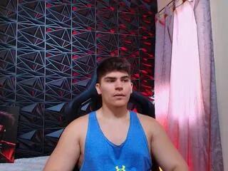 Offline camiilo_lopez on Flirt4Free