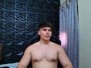 Offline camiilo_lopez on Flirt4Free