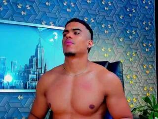 Offline dominic_salazar on Flirt4Free
