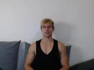 Freechat evan_richmond on Flirt4Free