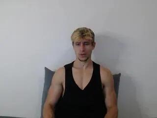 Freechat evan_richmond on Flirt4Free