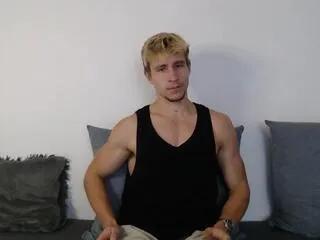 Freechat evan_richmond on Flirt4Free