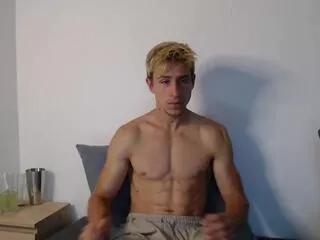 Freechat evan_richmond on Flirt4Free