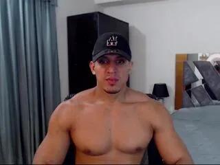 Offline frank_heaven on Flirt4Free