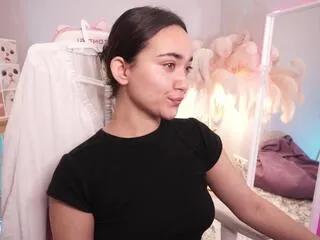 gisell_jones — Freechat on Flirt4Free