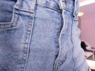 Freechat gysell_hanson on Flirt4Free