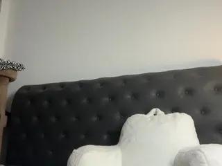 Offline izzi on Flirt4Free