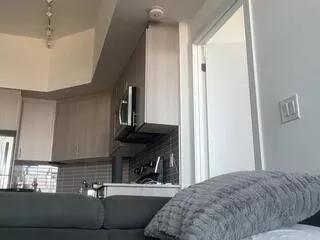 Offline izzi on Flirt4Free