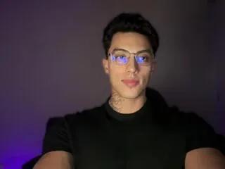 Offline jakee_tyler on Flirt4Free