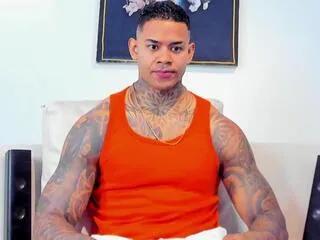 jared_kushh — Freechat on Flirt4Free