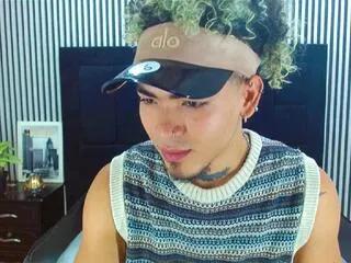 Freechat jordam_bans on Flirt4Free