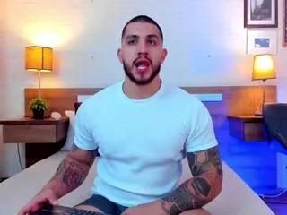 Freechat kyle_north on Flirt4Free