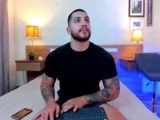 Freechat kyle_north on Flirt4Free