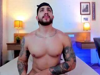 Freechat kyle_north on Flirt4Free