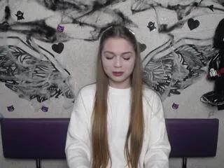 Freechat lara_cher on Flirt4Free