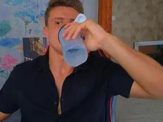 Offline leo_cavalli on Flirt4Free