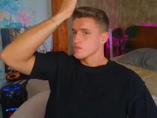 Offline leo_cavalli on Flirt4Free