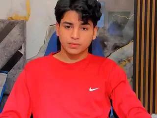 Away lord_mackhenzy on Flirt4Free