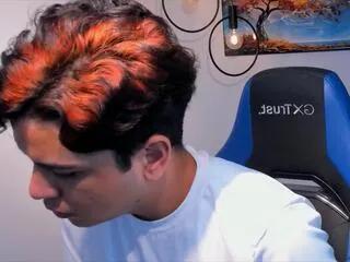 Away lord_mackhenzy on Flirt4Free