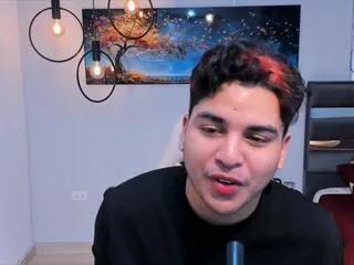 Away lord_mackhenzy on Flirt4Free