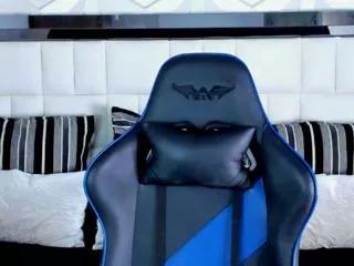 Offline luke_wayne on Flirt4Free