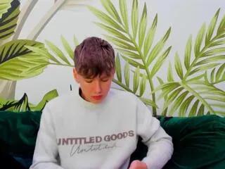 Offline matthew_bieber on Flirt4Free