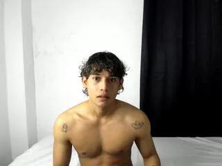 Freechat montes_juan on Flirt4Free