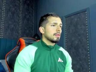 Freechat nick_moss on Flirt4Free