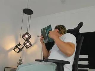 Offline nico_bellini on Flirt4Free