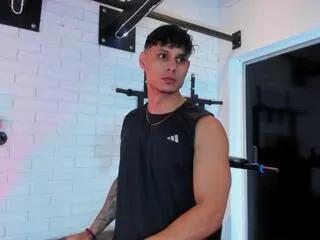 Freechat noah_hunther on Flirt4Free
