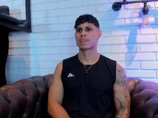 Freechat noah_hunther on Flirt4Free