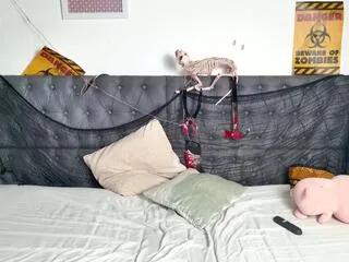 noah_sandler — Away on Flirt4Free