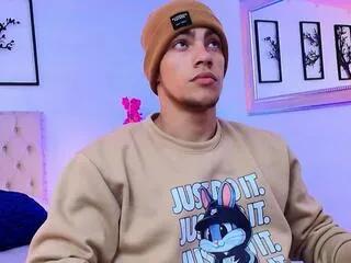 Offline patrick_senova on Flirt4Free