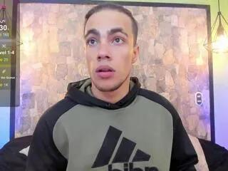 Offline patrick_senova on Flirt4Free