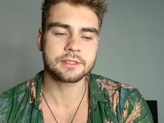 Freechat roan_birkin on Flirt4Free