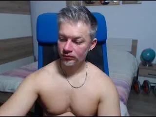 Offline robby_shaw on Flirt4Free