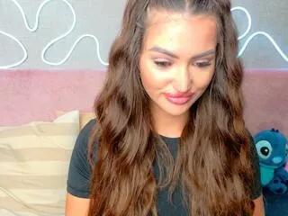 Away roxanne_skye on Flirt4Free