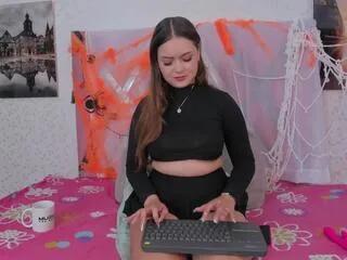 sky_saenzz — Freechat on Flirt4Free