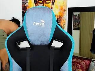 Offline titan_jones on Flirt4Free