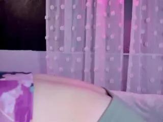 Freechat tommi_rebel on Flirt4Free