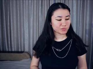 Offline valentina_losacco on Flirt4Free